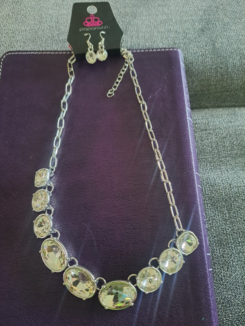paparazzi Silver Crystal Faceted Necklace